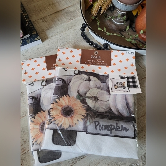 NEW Set of 2 Autumn OLD Truck pillow covers - Picture 1 of 3